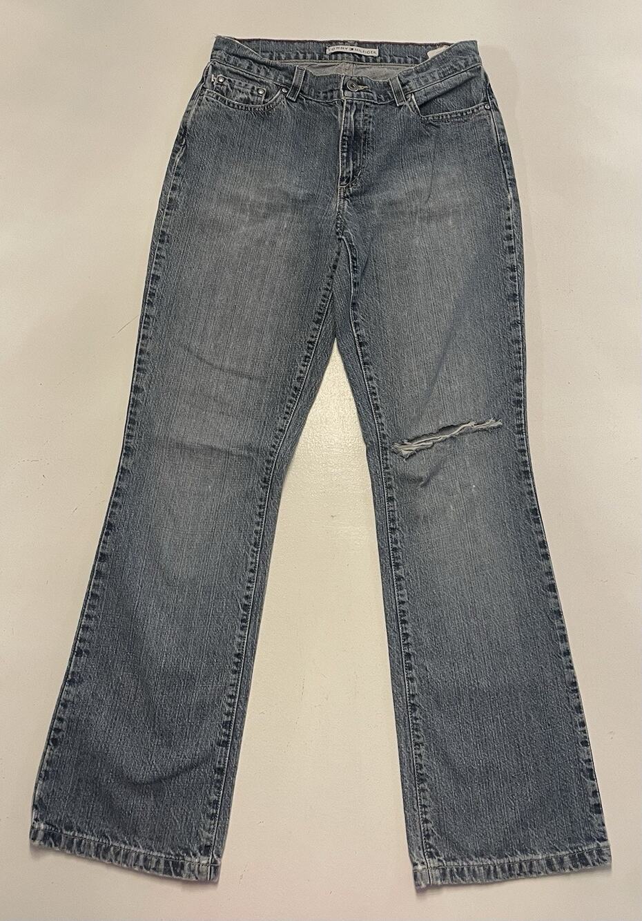 Women's Tommy Hilfiger Blue Jeans Size 4 Distressed Boot Cut Mid Rise Med Wash